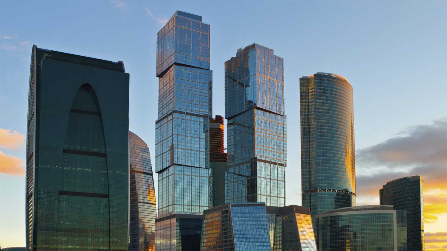 «Город Столиц» — два небоскреба премиум-класса с жилыми апартаментами